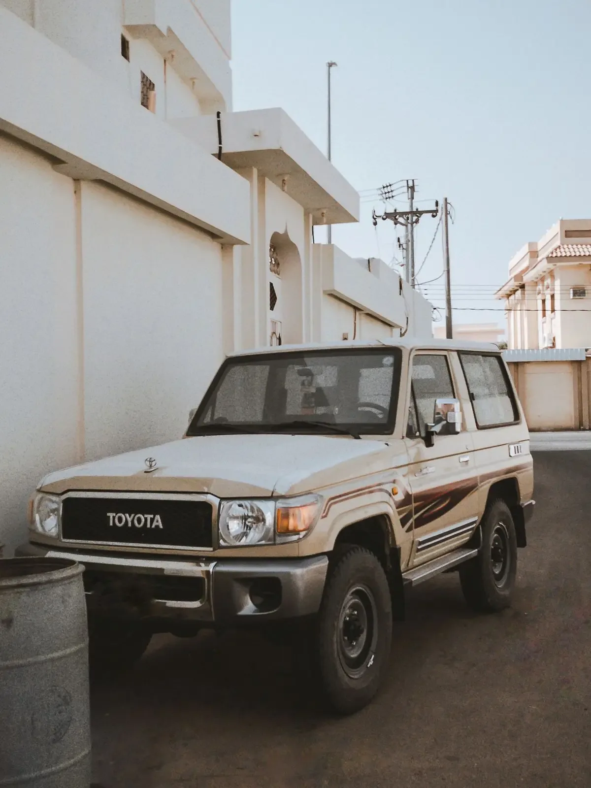 Toyota Land Cruiser série 70 trois portes